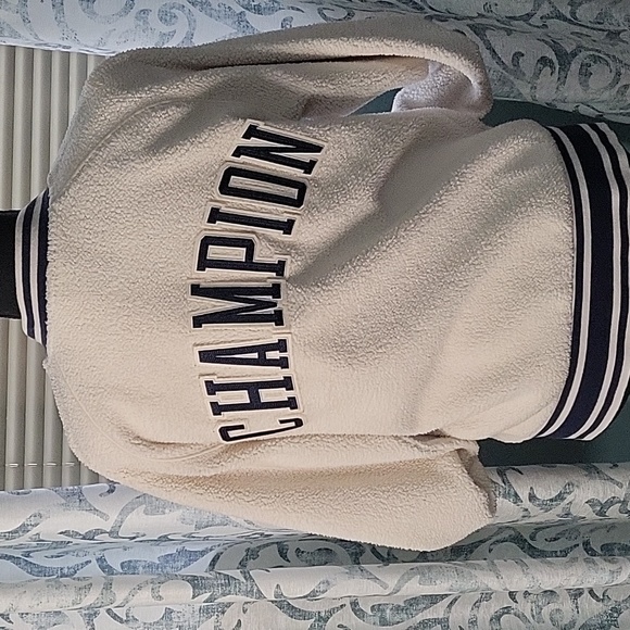 Champion cream and navy medium 10/12 zipper, fleece baseball jacket - Picture 2 of 4